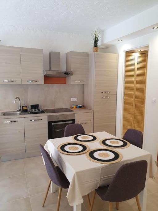 Appartement 30 M De La Plage Grimaud Exterior foto